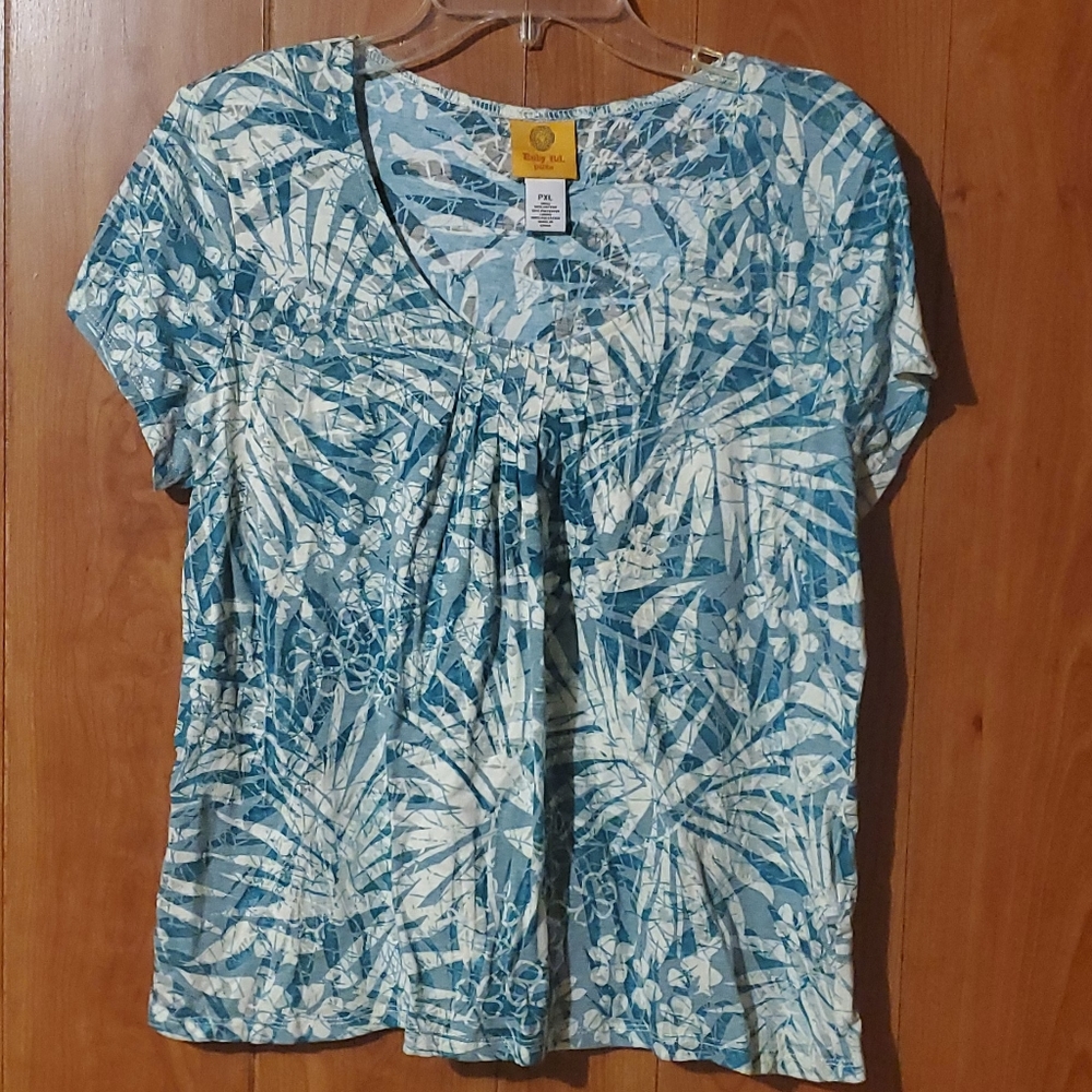💙Ruby Rd. petite top💙 - Picture 1 of 4